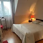 Holiday home Maison Cleopatre 4 Minutes A Pied De La 3 Veranda Jardin Parking Prive Wimereux
