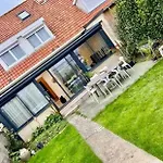 Casa vacanze Maison Cléopâtre 4 Minutes à Pied De La 3 Véranda Jardin Parking Privé *