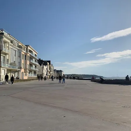 Maison Cléopâtre 4 Minutes à Pied De La 3 Véranda Jardin Parking Privé Сasa de vacaciones Wimereux