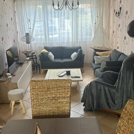 Maison Cleopatre 4 Minutes A Pied De La 3 Veranda Jardin Parking Prive *