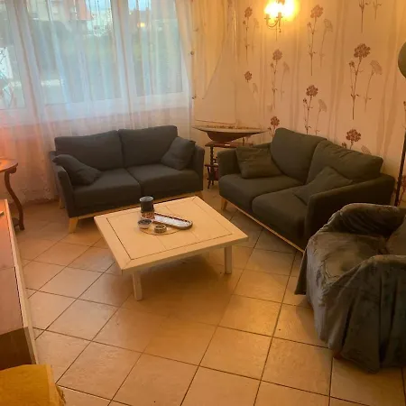 Maison Cleopatre 4 Minutes A Pied De La 3 Veranda Jardin Parking Prive *