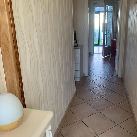 Сasa de vacaciones Maison Cléopâtre 4 Minutes à Pied De La 3 Véranda Jardin Parking Privé *