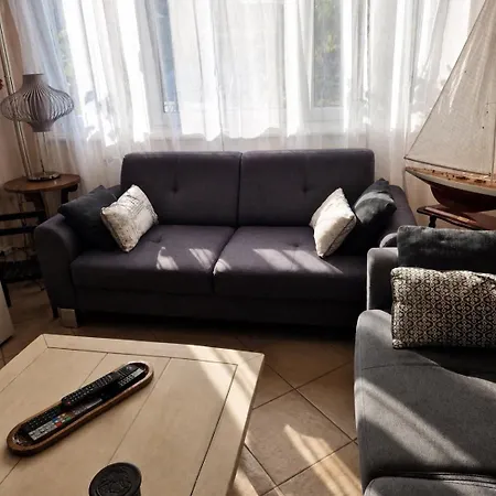 Maison Cleopatre 4 Minutes A Pied De La 3 Veranda Jardin Parking Prive *